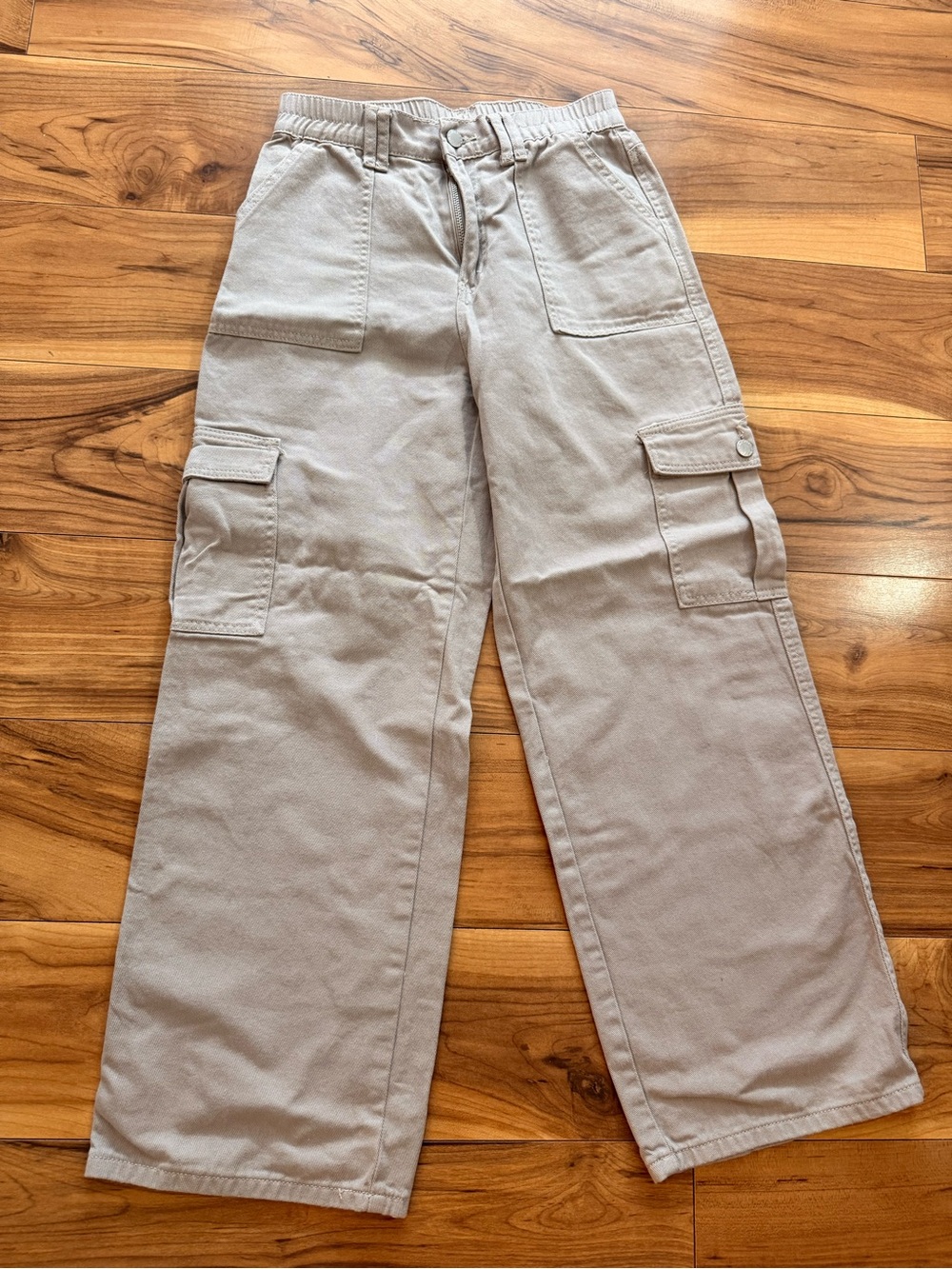 SHEIN Light Beige Cargo Pants with Utility Pockets S petite